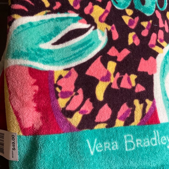 VERA BRADLEY BEACH TOWEL - Picture 2 of 4